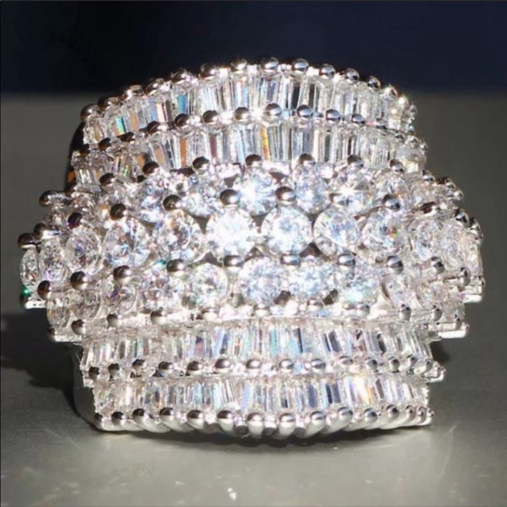 Diamond💎925 Sterling Silver 18 CT Baguette Ring - Picture 3 of 3